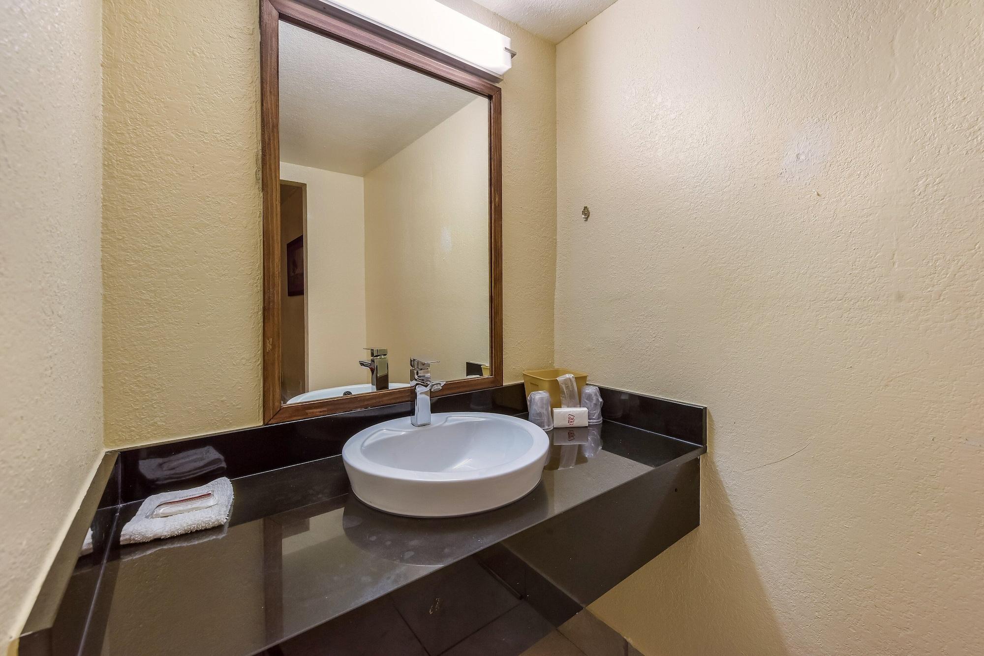 Red Roof Inn Plano Dış mekan fotoğraf